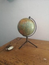 Piccolo mappamondo luminoso usato  Uscio