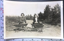 Women sitting old for sale  Weatherly