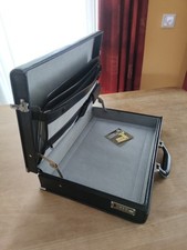 Aktenkoffer schwarz leder gebraucht kaufen  Salzkotten