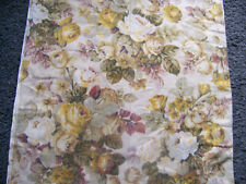 Ancien coupon tissu d'occasion  Dangé-Saint-Romain