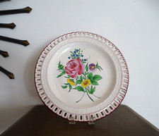 Assiette plate ajourée d'occasion  Gondreville