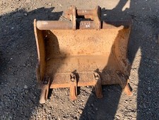 60cm excavator bucket for sale  GODSTONE