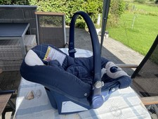 Chicco babyschale blau gebraucht kaufen  Karby