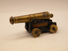 Canhão de brinquedo vintage MFCO ferro fundido e latão Fort Ticonderoga NY lembrança 3" de comprimento comprar usado  Enviando para Brazil