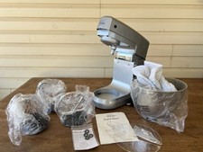 Wolfgang Puck Coleção Bistrô Cabeça Inclinada Suporte Mixer Acessório Prata NOVO comprar usado  Enviando para Brazil