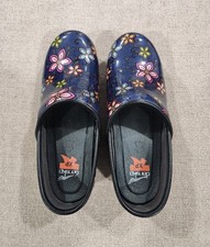 Euc dansko women for sale  Peabody