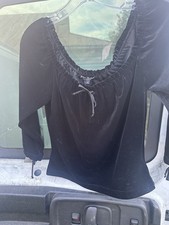 Blusa Betsey Johnson punk fora do ombro vintage anos 80 veludo preto M feita nos EUA comprar usado Blusa Betsey Johnson punk fora do ombro vintage anos 80 veludo preto M feita nos EUA comprar usado  Enviando para Brazil