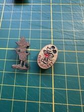 Rare insigne mickey d'occasion  Saint-André-les-Vergers