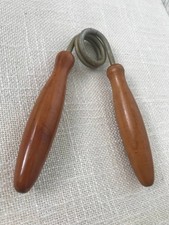 Expansor de aperto de mão soviético antigo URSS, equipamento esportivo retrô fitness comprar usado Expansor de aperto de mão soviético antigo URSS, equipamento esportivo retrô fitness comprar usado  Enviando para Brazil