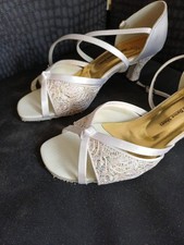 White dimonte women for sale  SITTINGBOURNE