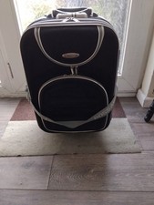 Smart suitcase inches for sale  DARTFORD