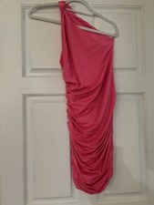 Vestido Milly rosa quente de um ombro comprar usado Vestido Milly rosa quente de um ombro comprar usado  Enviando para Brazil