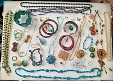 Lot bijoux fantaisie d'occasion  Roubaix