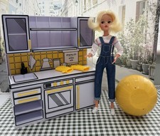Mini verse kitchen for sale  LOWESTOFT