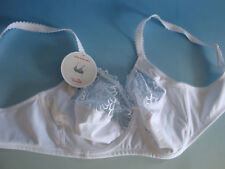 Triumph modern beauty gebraucht kaufen  Aalen
