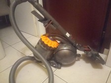 Aspirapolvere dyson dc33 usato  Milano