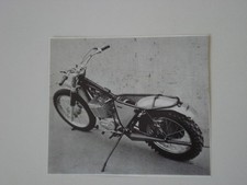 Ritaglio giornale 1971 usato  Salerno