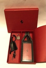 Chaveiro Ferrari Ferrari etiqueta traseira ESTADO PERFEITO  comprar usado  Enviando para Brazil