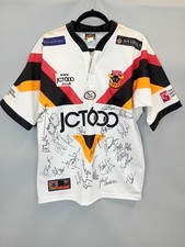 Bradford bulls signed for sale  HULL