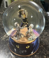 Cats musical snowglobe for sale  Middlesex