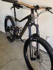 Mountain bike giant for sale  Duarte