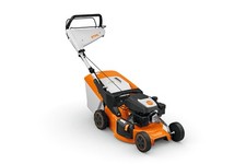 Rasaerba stihl 248 usato  Valva