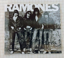 Ramones ramones rmstrd usato  Cento