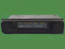 Autoradio vintage autovox usato  Agrate Brianza