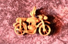 Joli pendentif moto d'occasion  Laventie