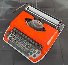 Macchina scrivere vintage usato  Asti