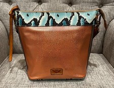 Consuela large shimmer for sale  Paris