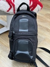 Lowepro slingshot 100 for sale  EPSOM