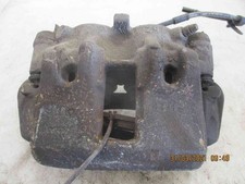 Etrier frein gauche d'occasion Etrier frein gauche d'occasion  Fère-en-Tardenois