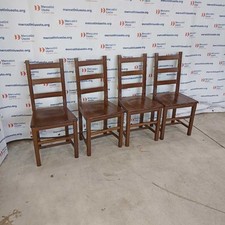 Gruppo sedie rustiche usato  Cambiago