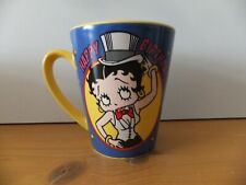 Grande tasse betty d'occasion  Orange