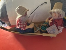 Annalee 1992 Pescador Homem e Mulher no Barco 10" Bonecas Série Papai Noel Peixe com Etiqueta comprar usado Annalee 1992 Pescador Homem e Mulher no Barco 10" Bonecas Série Papai Noel Peixe com Etiqueta comprar usado  Enviando para Brazil