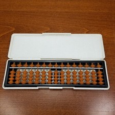 Dispositivo de cálculo matemático Tomoe Soroban ábaco 15 hastes 4+1 contas PATiQ estojo plástico comprar usado  Enviando para Brazil