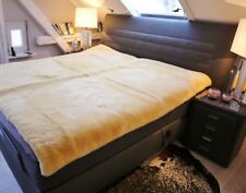 Coussin lit fourrures d'occasion  Expédié en France