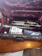 Trompete Jupiter Carnegie XL série CRT-100-1 dentro de seu estojo comprar usado  Enviando para Brazil