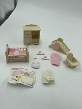 Sylvanian Families Calico Critters - Berçário rosa berço cômoda deslizante comprar usado  Enviando para Brazil