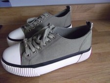 Green carvela lace for sale  BOURNEMOUTH