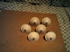 Boutons blancs anciens d'occasion  Lavelanet