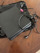 Usado, Console preto Sony PlayStation 4 Slim 1 TB comprar usado  Enviando para Brazil