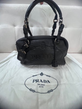 Usado, Prada Trunk in Certified Authentic Black Leather Top Condition comprar usado Usado, Prada Trunk in Certified Authentic Black Leather Top Condition comprar usado  Enviando para Brazil