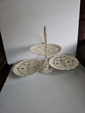 Bandeja de servir sobremesa vintage 3 camadas filigrana metal aperitivo dobrável concha, usado comprar usado Bandeja de servir sobremesa vintage 3 camadas filigrana metal aperitivo dobrável concha, usado comprar usado  Enviando para Brazil