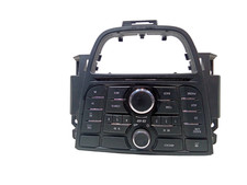 Pannello comandi autoradio usato  Italia