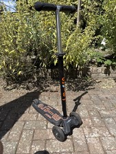 Scooter Plegable Micro Maxi Deluxe - Ruedas LED Negro - Apto para Edades 5 - 12 segunda mano  Embacar hacia Mexico