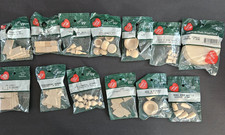 Lote de 12 pacotes de miniaturas de madeira inacabadas para casa de bonecas/artesanato Lara's Crafts comprar usado Lote de 12 pacotes de miniaturas de madeira inacabadas para casa de bonecas/artesanato Lara's Crafts comprar usado  Enviando para Brazil