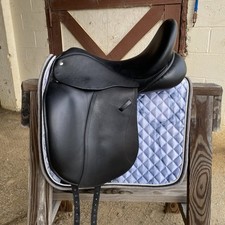 custom saddlery saddles for sale  Yorktown