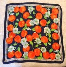 Joli foulard carrė d'occasion  Versailles